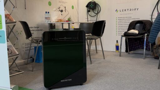 Baterie VENUS E GEN 3.0 LEKTRI.CO MARSTEK instalata Baterie VENUS E GEN 3.0 LEKTRI.CO MARSTEK instalata